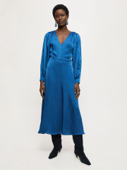 If anyone can find me this outfit you are a miracle worker.