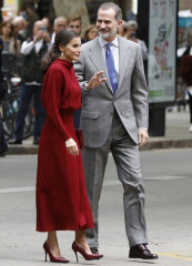 Royal Style: tiaras diamonds and bling, peplums and ruching not our thing