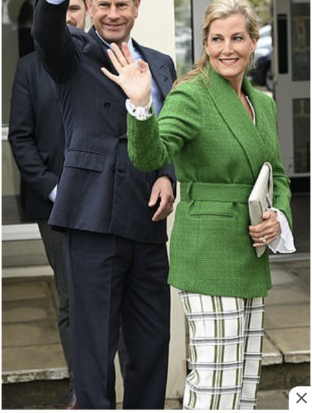 Royal Style - make way for the Platinum Jubilee, tiaras are a necessity