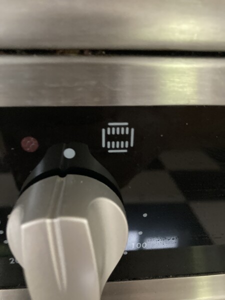 What does this symbol on my rangemaster mean?