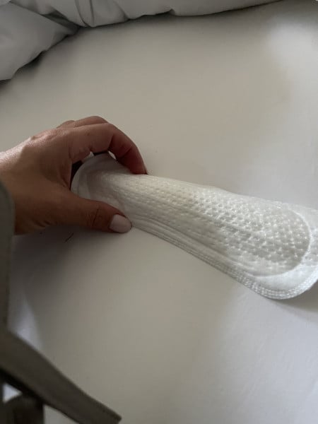 How often is it normal for sanitary towels to leak?