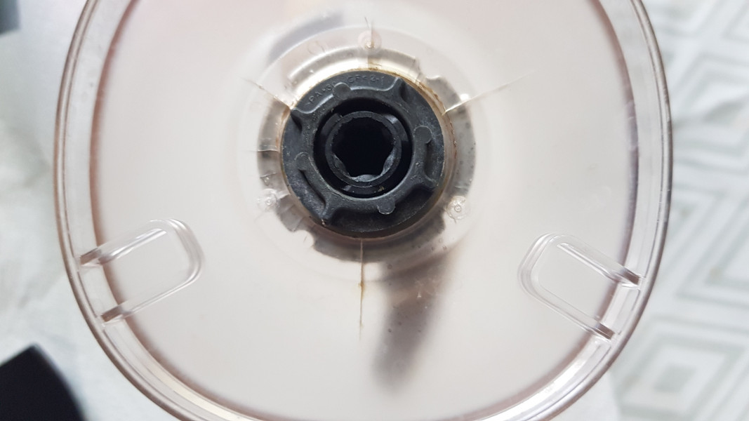 Tomee Tipee - Marks at bottom of blender jug