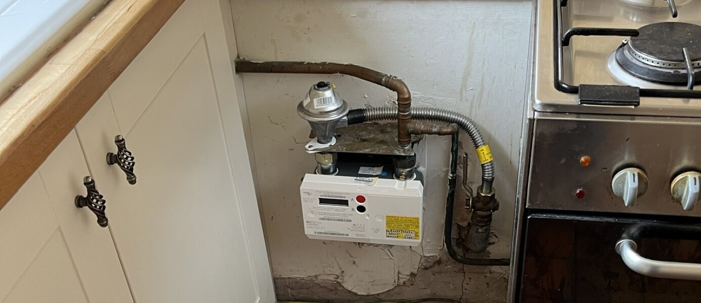 “Unusual” gas meter position 