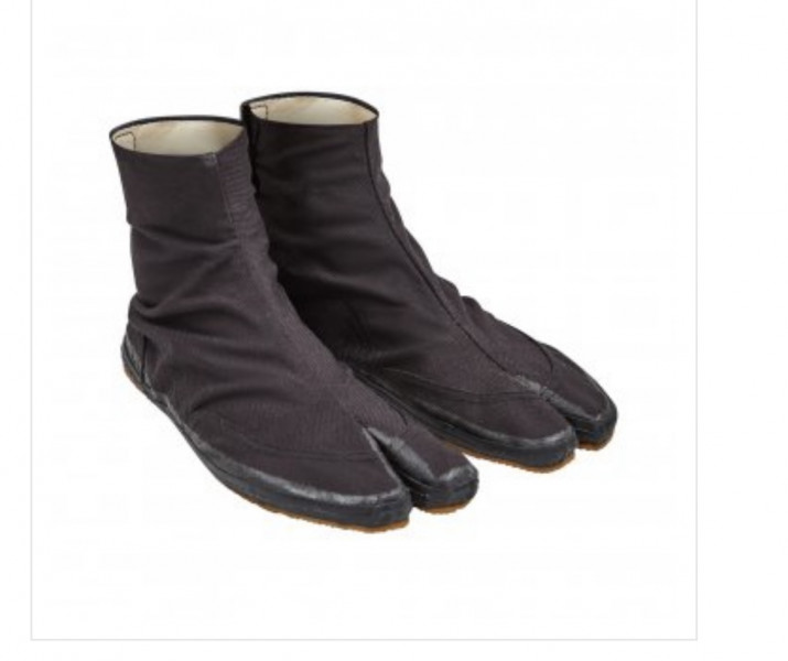 Is this the most OFFENSIVE fashion faux pas?
