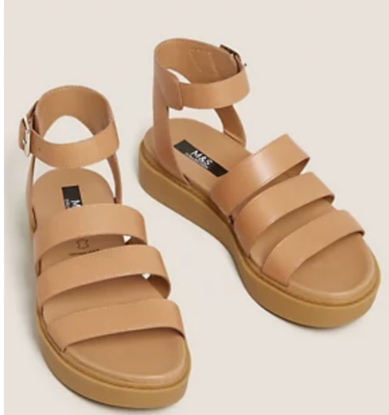 Non frumpy flat sandals 