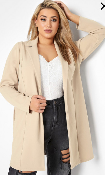 Please help a fat woman find a birthday outfit!