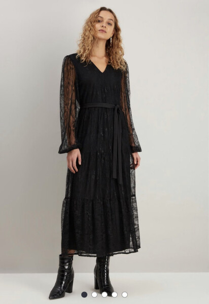 Accessorise this dress for me?