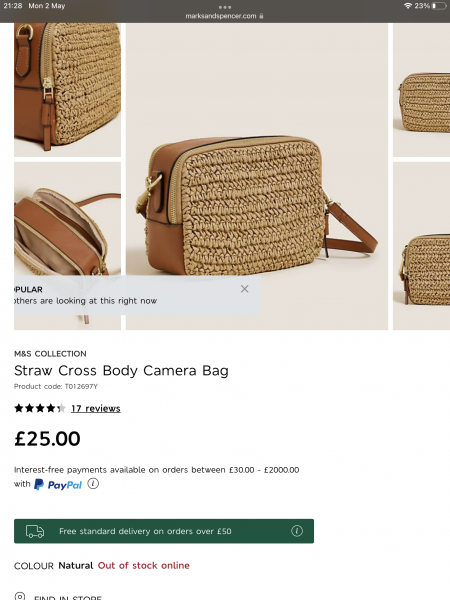 What does a mum wear on holiday?