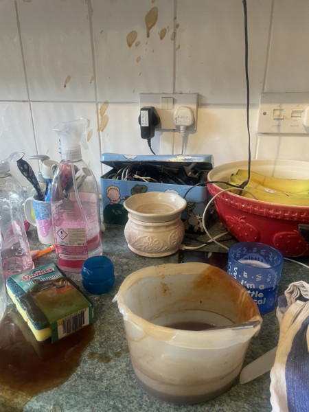 Decluttering Club thread 2 2022 - trying to reduce stuff a little at a time.