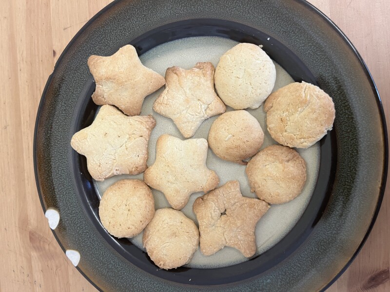 Making biscuits, no scales 😩