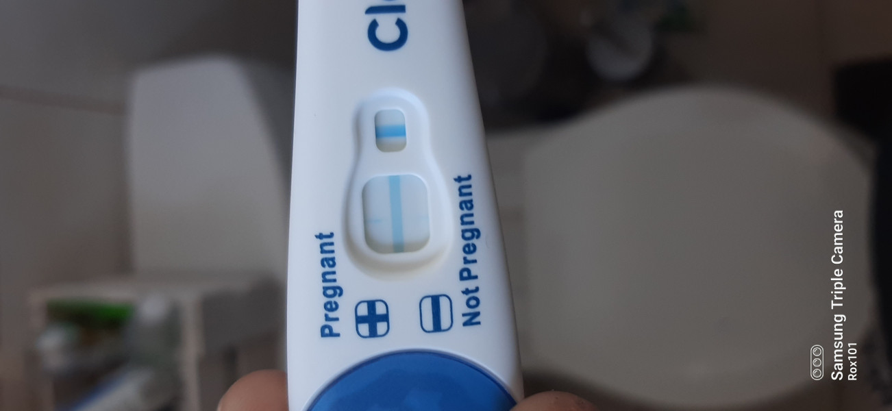 HELP! Is this a faint positive 10dpo?