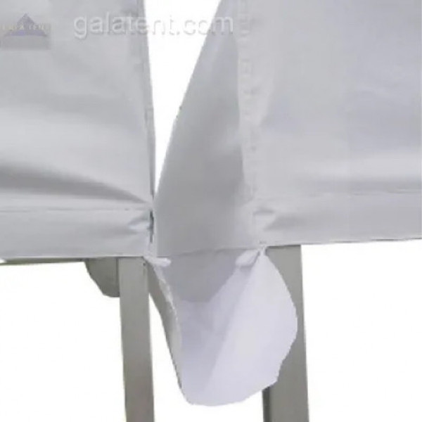 Problems with a Gazebo next to a caravan