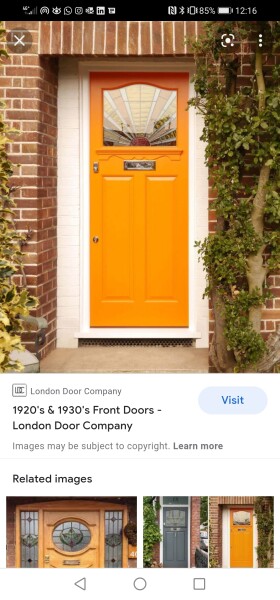 Choosing a colour for a composite front door