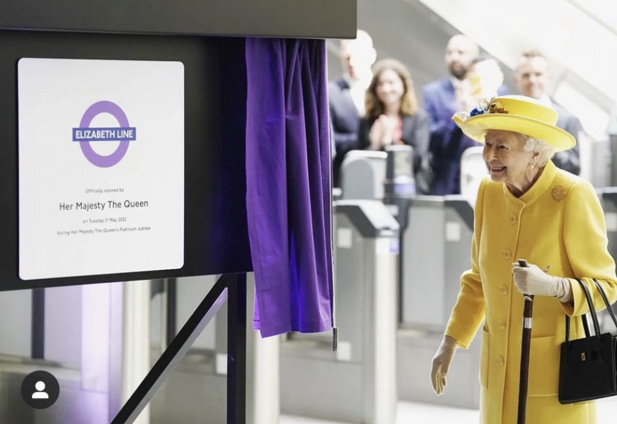 Royal Style - make way for the Platinum Jubilee, tiaras are a necessity