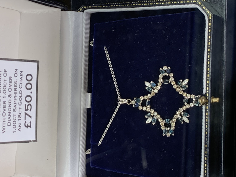 Vintage jewellery 