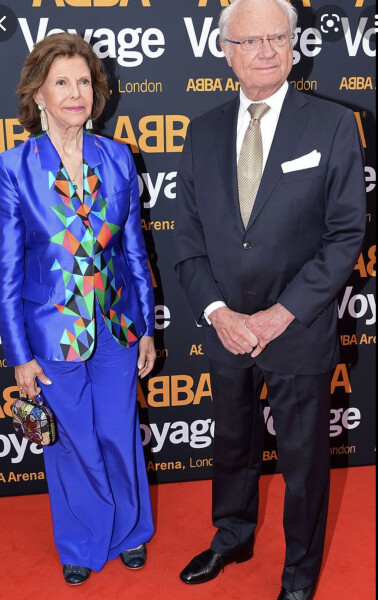 Royal Style - make way for the Platinum Jubilee, tiaras are a necessity