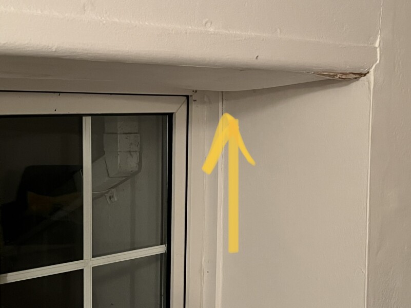 Help! Leaking roof. To burst or not to burst plaster bubble?