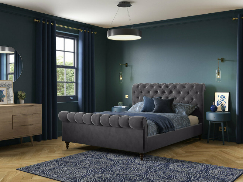In need of inspiration for new bedroom (bed photo) 