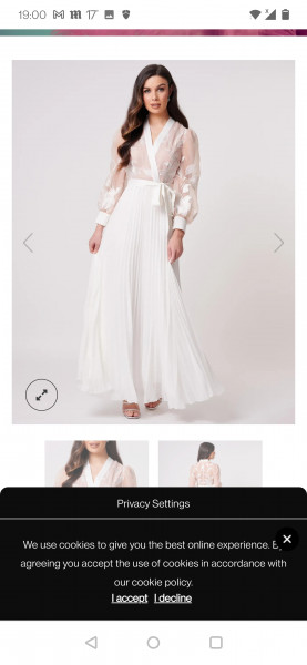 Please help me find my daughter a formal dress! 