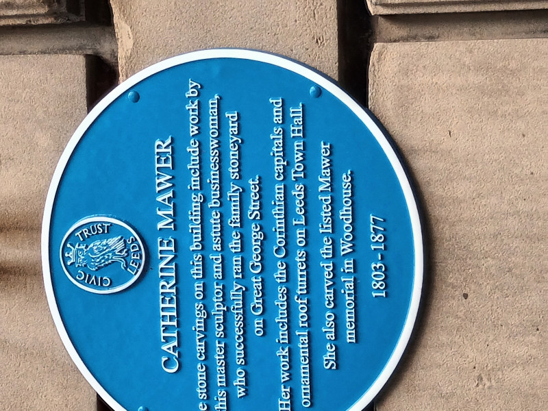 Alternative blue plaques celebrating women