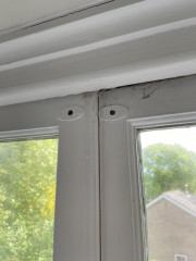How on earth do these windows work?