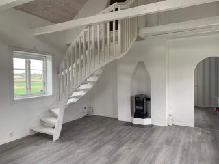 Swagger Inn 171.  Spring is just around the corner, but the HBFs still need their overcoats to keep us warm.