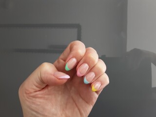 Nail and dress help!