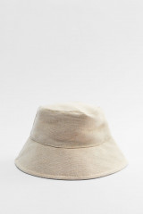 Is there such thing as a stylish sun hat?
