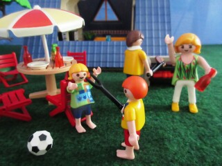 Playmobil test thread