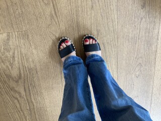 The definitive day to evening holiday sandal???