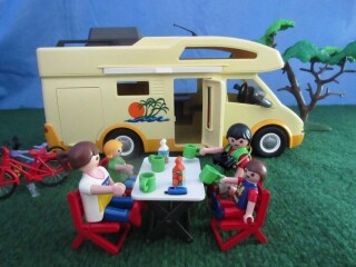 Playmobil test thread