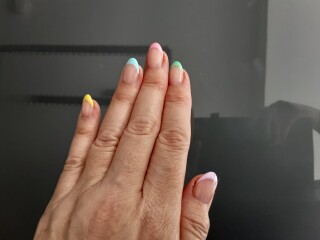 Nail and dress help!