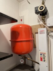 Boiler / hot water cylinder, please help me work out what’s what!