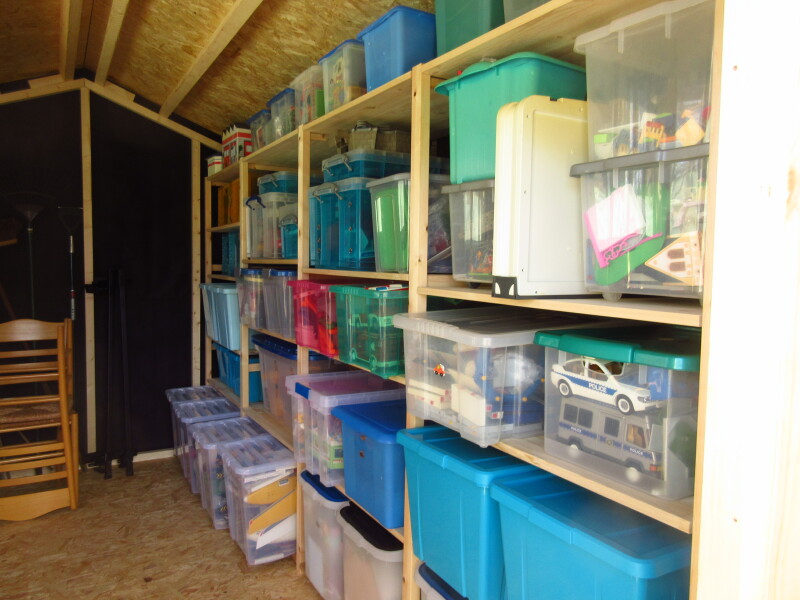 It's Platinum Jubilee weekend for the Playmobil people in our house...