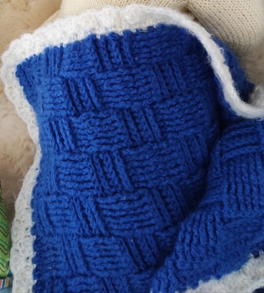 Knitting help - lost my precious baby blanket 