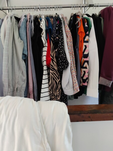 Big wardrobe clear out - working out what to keep? 