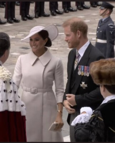 Royal Style - make way for the Platinum Jubilee, tiaras are a necessity