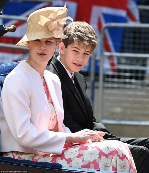 Royal Style - make way for the Platinum Jubilee, tiaras are a necessity