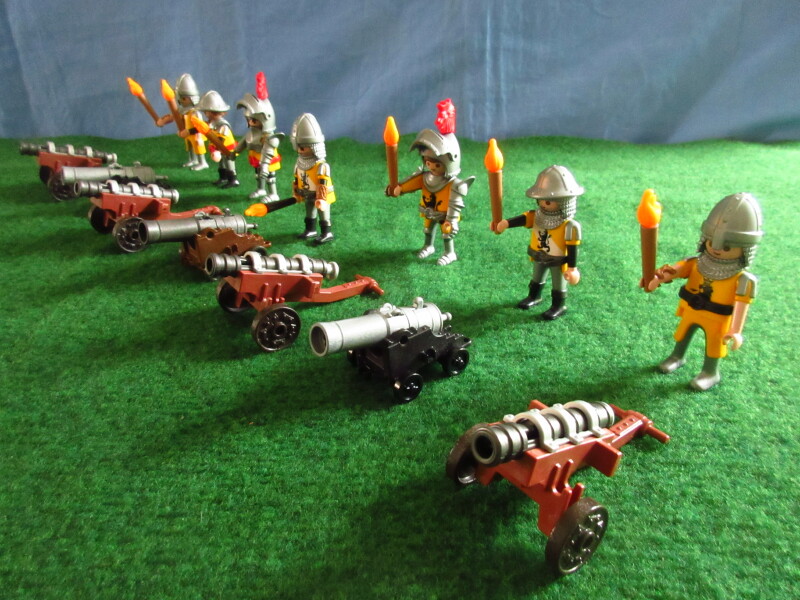 It's Platinum Jubilee weekend for the Playmobil people in our house...