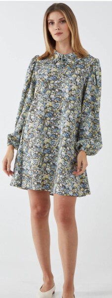 Really like this dress but I need an opinion. 