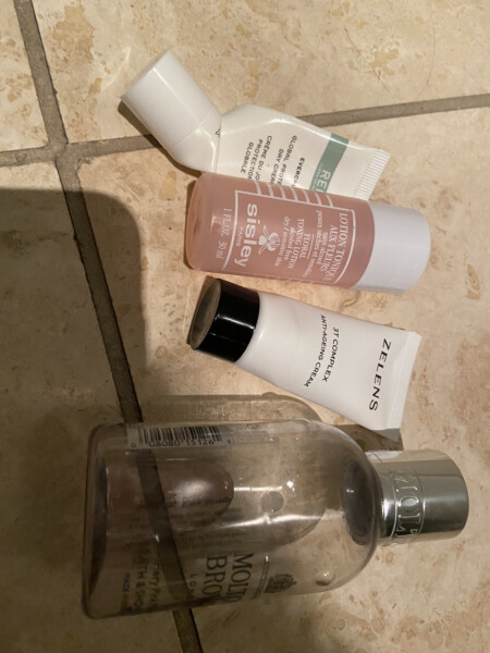 Are you addicted to beauty products? If so, please join - we are "Beauty addicts anonymous" 💜