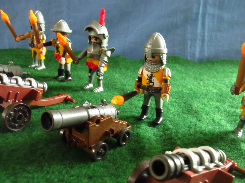 It's Platinum Jubilee weekend for the Playmobil people in our house...