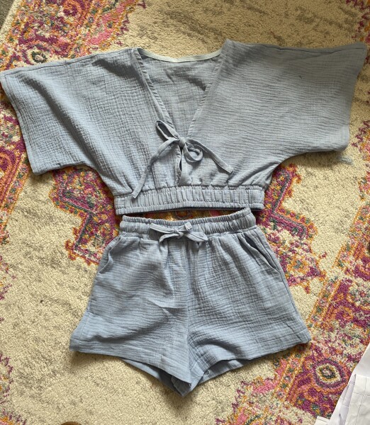 Stitch and bitch thread #4 I needle the help I can get.