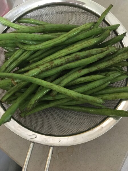 Green beans- are these safe to eat? (Pic)