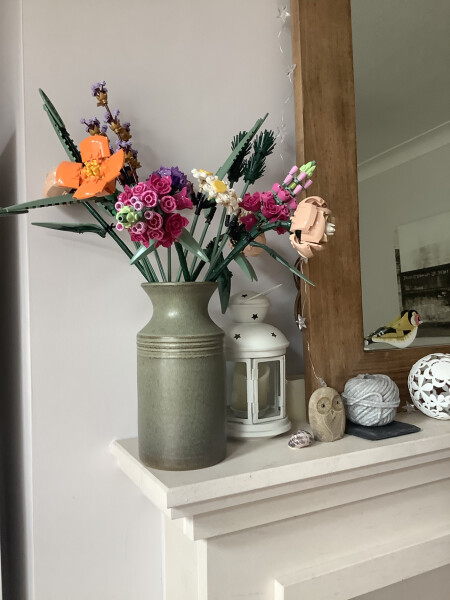 Anyone have Lego flowers?