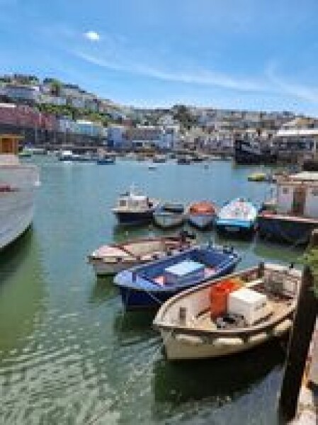 Seaside towns with harbours