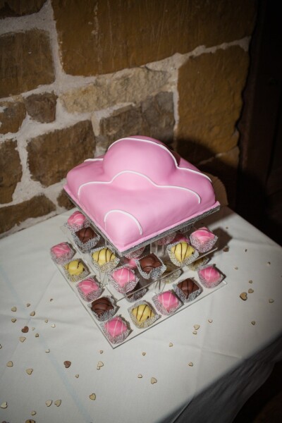 Mr Kipling does NOT make exceedingly good cakes!