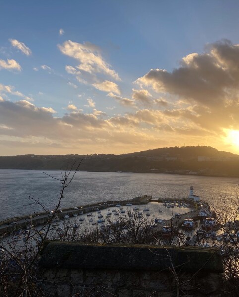 Seaside towns with harbours