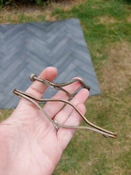 Knob cleaning