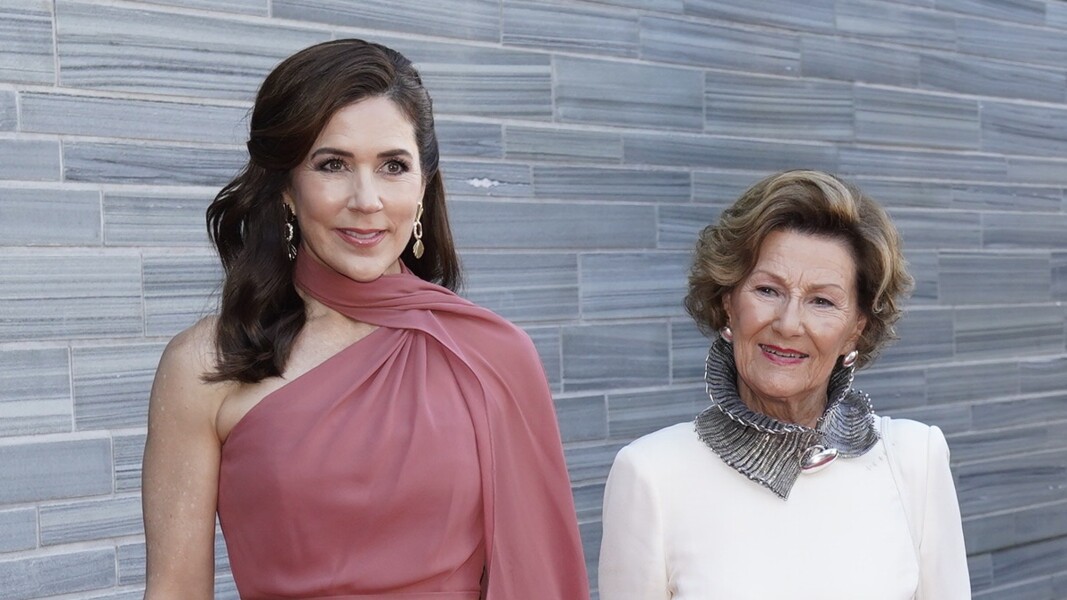 Royal Style - here's to 70 more years of frocks and rocks! 